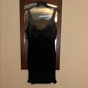 JS Boutique Black Sleeveless Lace-Trim Chemise